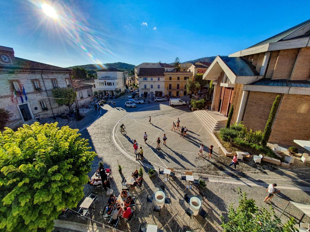 Viverenumana Appartamenti La Tua Casa In Centro A Pochi Passi Dal Mare Exterior foto