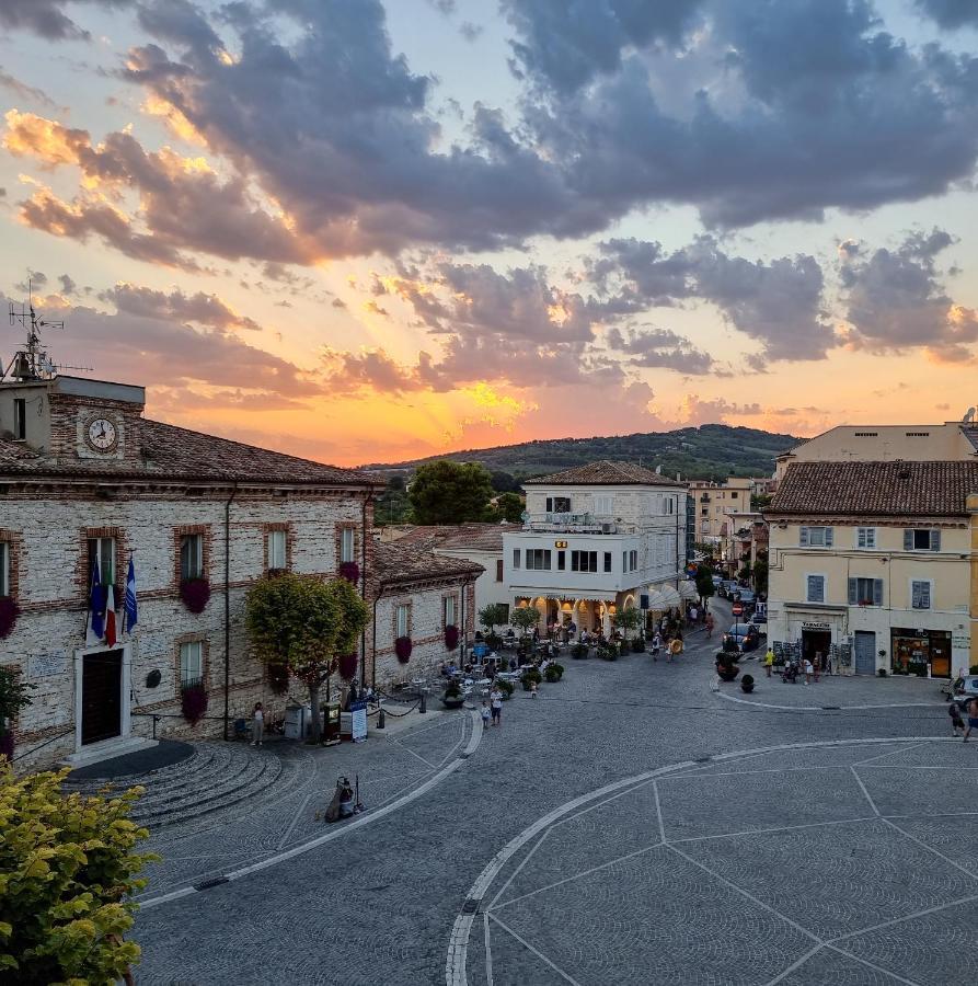 Viverenumana Appartamenti La Tua Casa In Centro A Pochi Passi Dal Mare Exterior foto